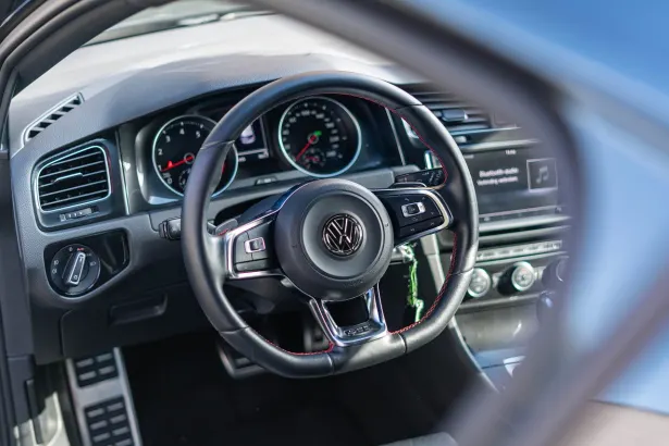 F Casino Android/iOS App